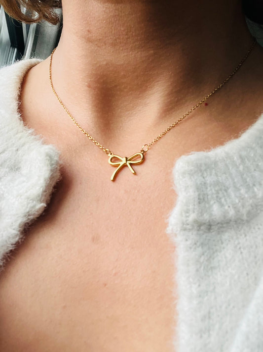 Sus.Studio-handgemaaktesieraden-stainlesssteel-goud-strik-8