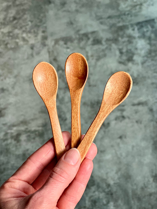 Sus.Studio-houten-lepeltje-12cm-1