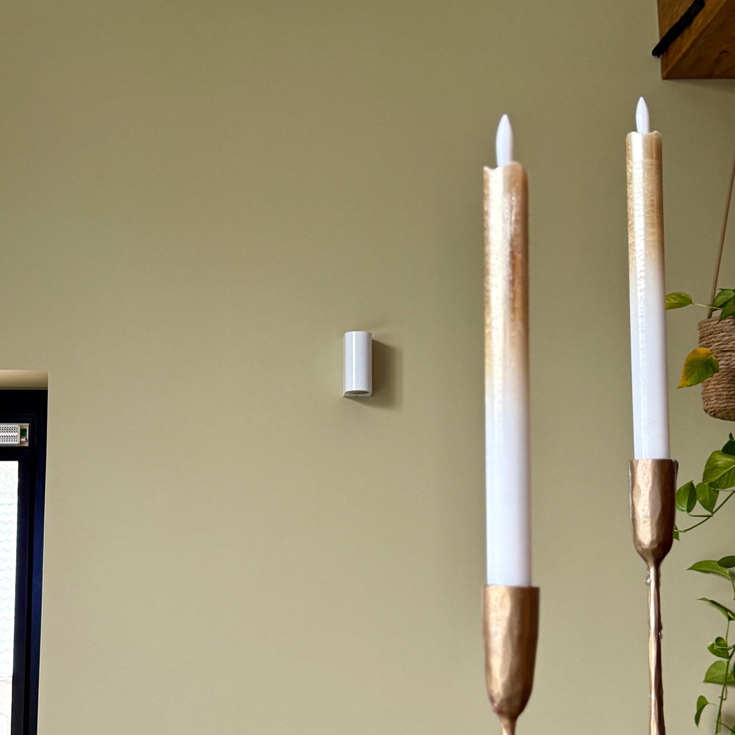 Sus.Studio LED kaars goud met wit 5
