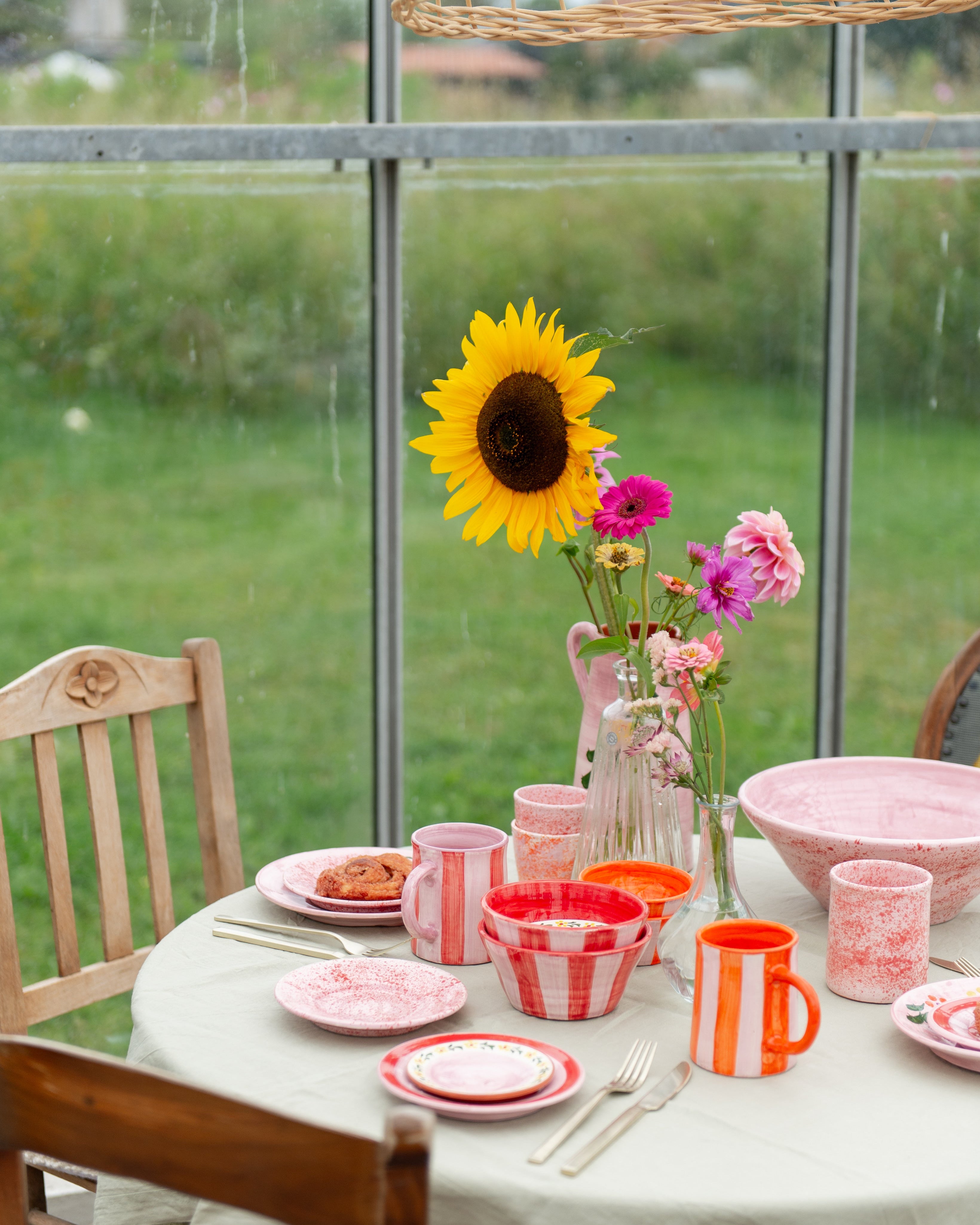 Sus.Studio kleurrijk servies uit Portugal 1