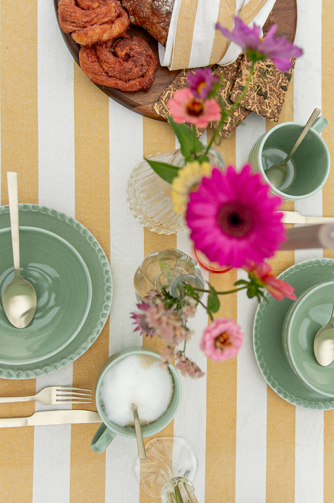 Sus.Studio servies salie groen uit Portugal 4