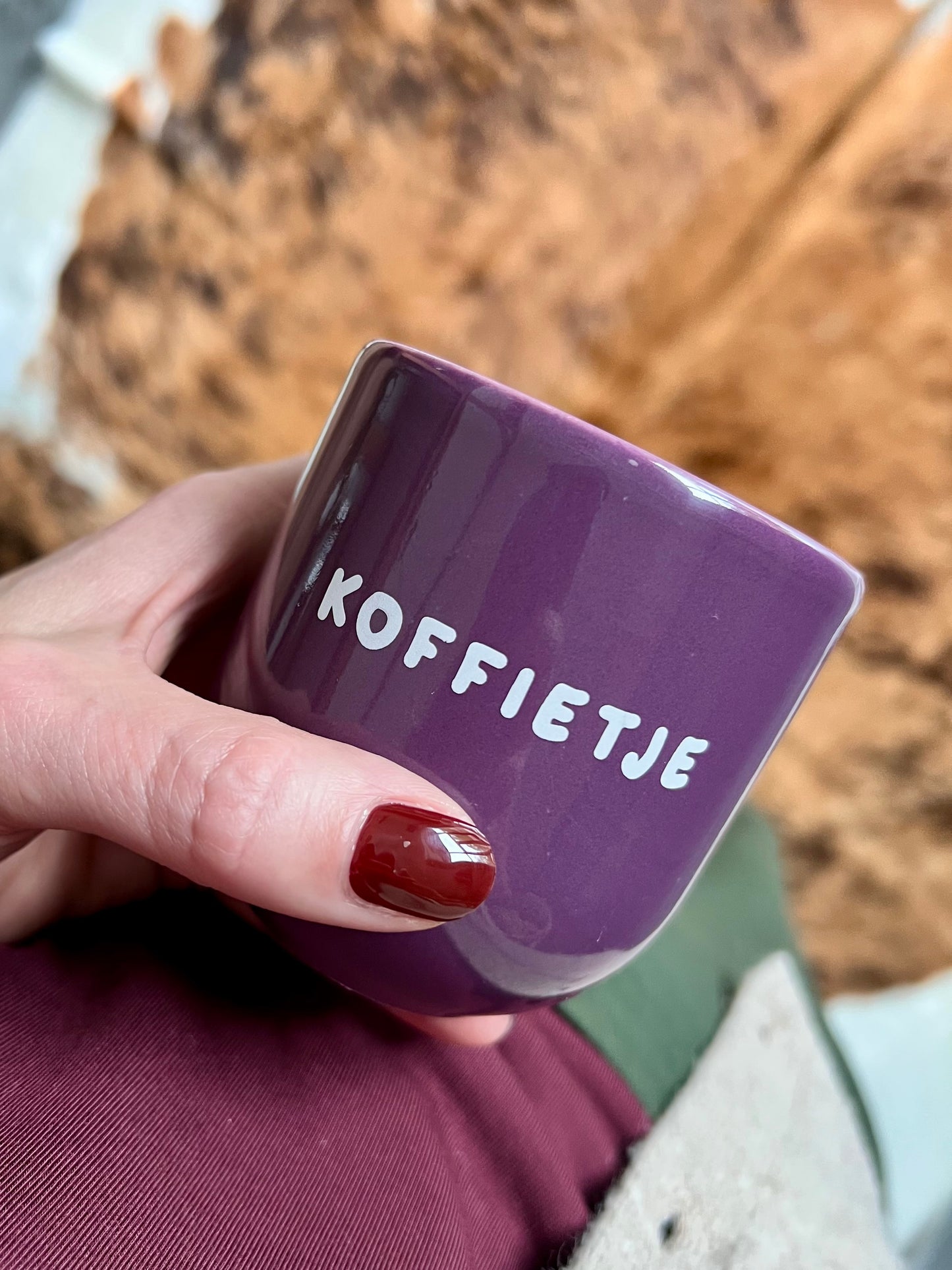 Sus.studio-handgemaaktkeramiek-paars-koffiemok-5