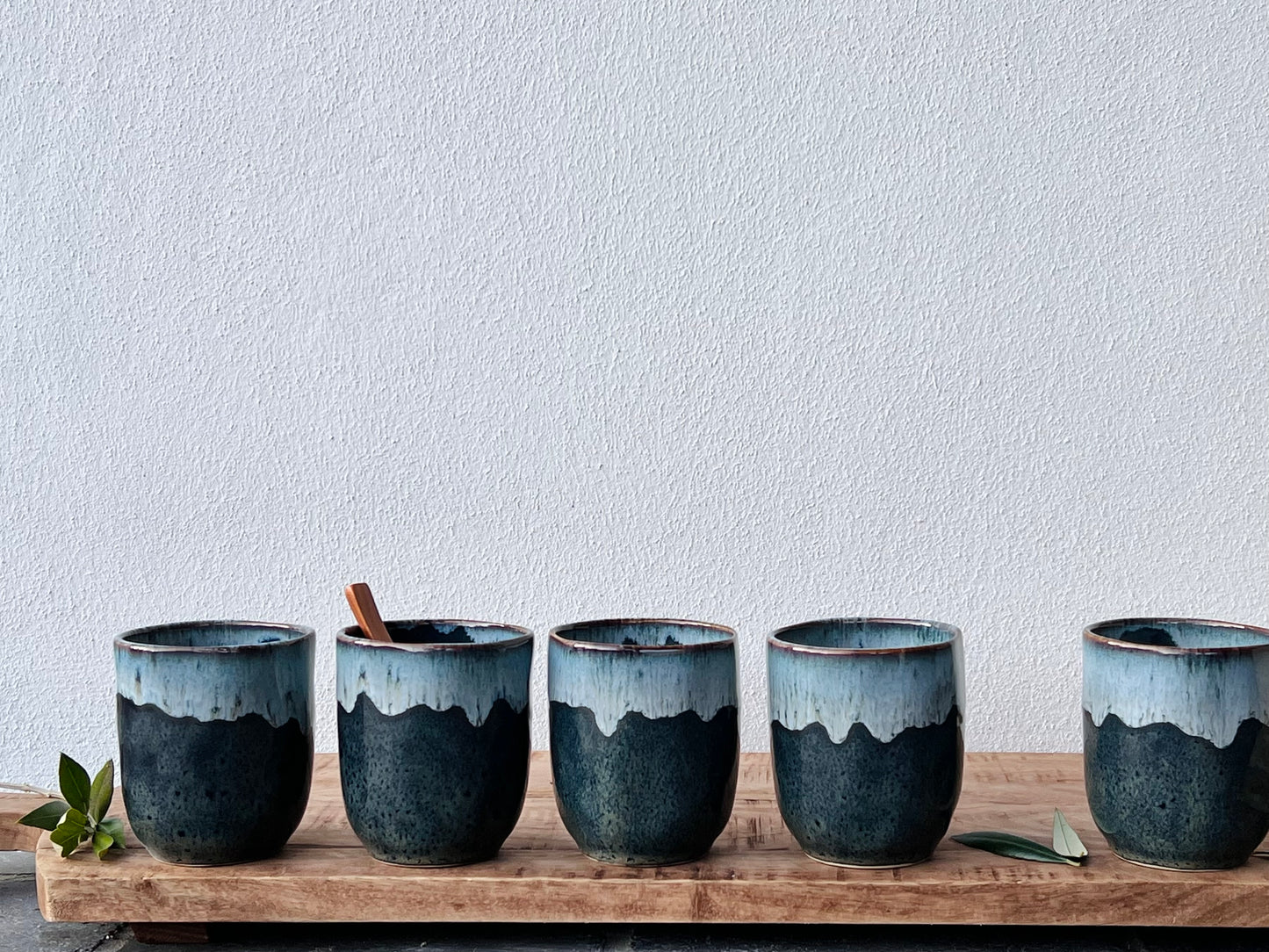 sus.studio-handbeschilderdkeramiek-koffiekopje-mysticblue-3