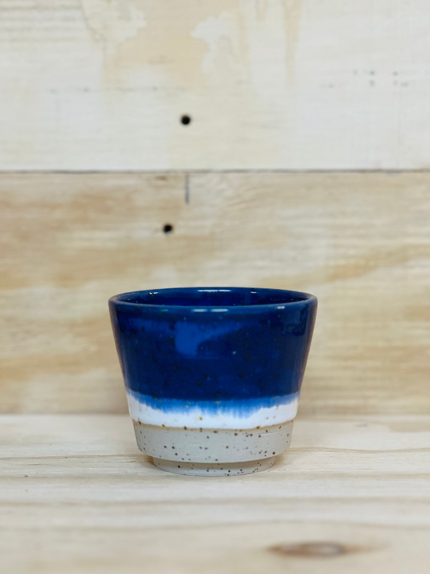 ek-koffiekopje-zonderoor-150ml-deepsea-blauw-1