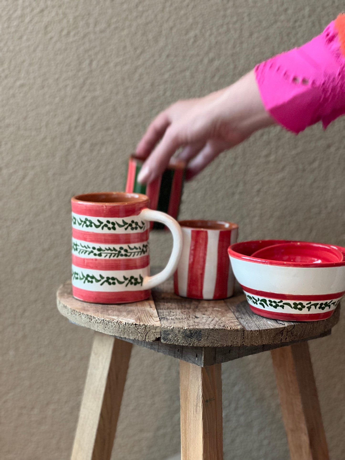 susstudio-handgemaaktkeramiek-portugal-schaaltje-kerst-wit-rood-motief-2
