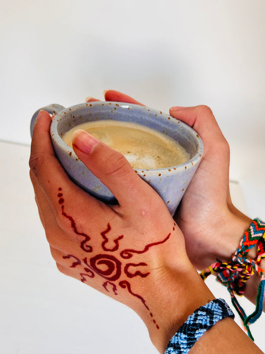 susstudio-handgemaaktkeramiek-theemok-koffiemok-paars-lila-lavender-2