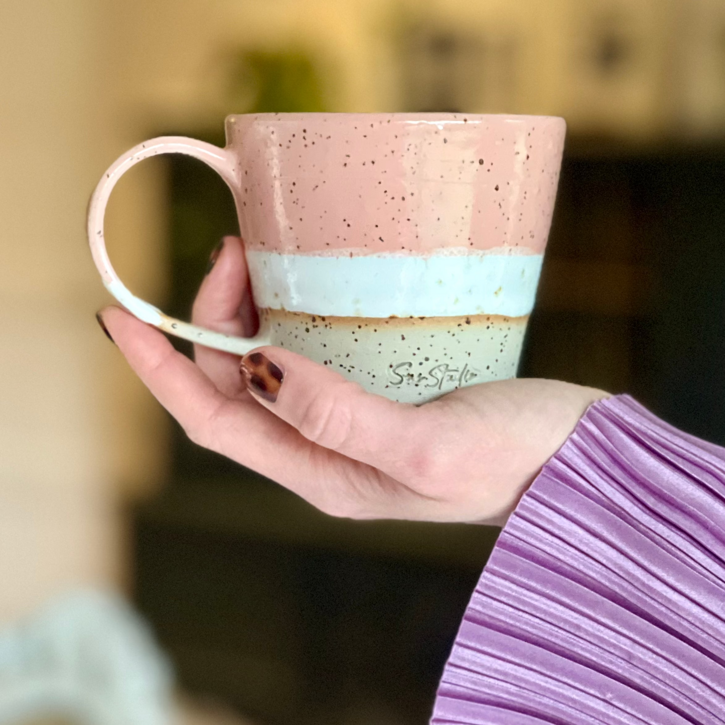 susstudio-handgemaaktkeramiek-theemok-koffiemok-roze-perfectpeach-1