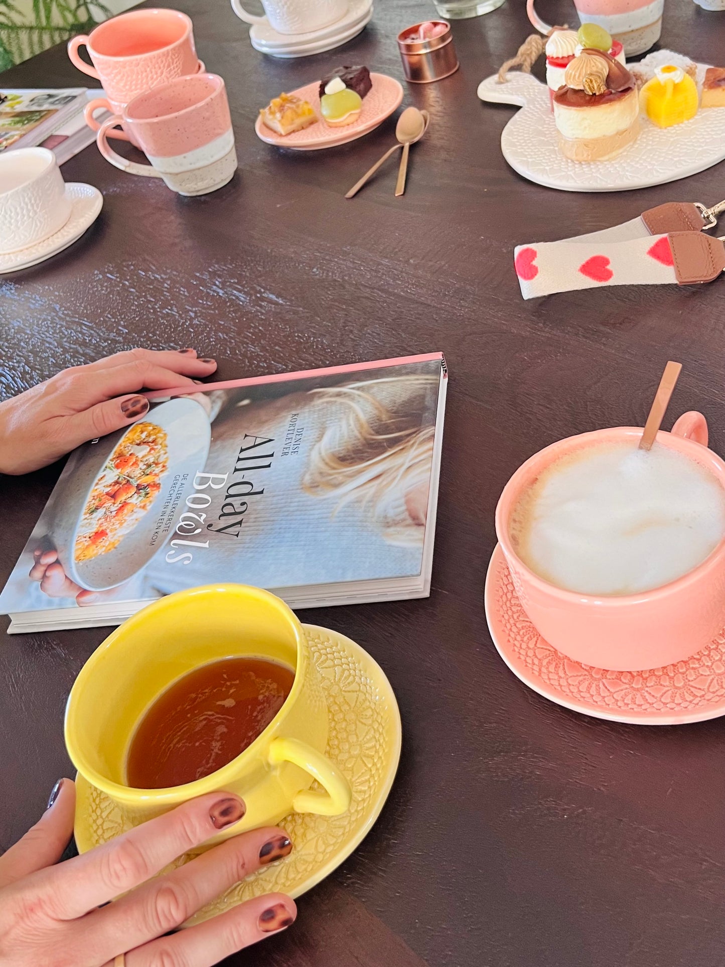 susstudio-handgemaaktservies-koffiemok-theemok-porto-2