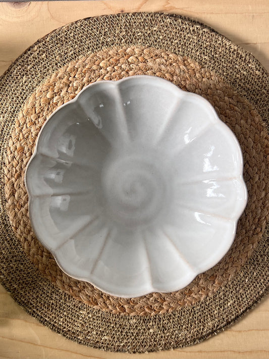 susstudio-schaal-keramiek-wit-bloem-flower-4