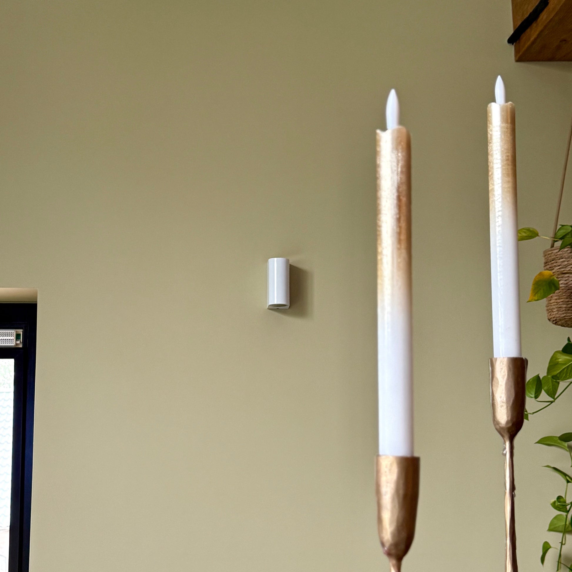 Sus.Studio LED kaars goud met wit 5