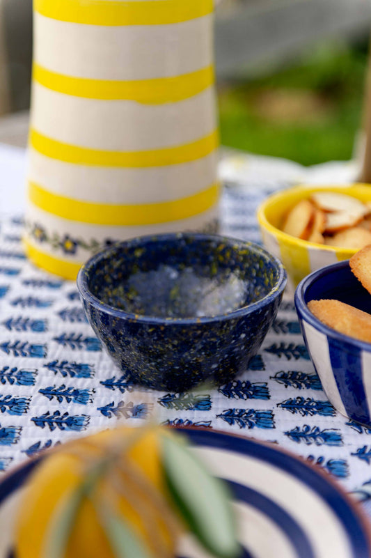 Sus.Studio gekleurd keramiek servies blauw geel wit streep spetter41