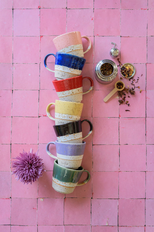 Sus.Studio handgemaakt keramieken mok kleur