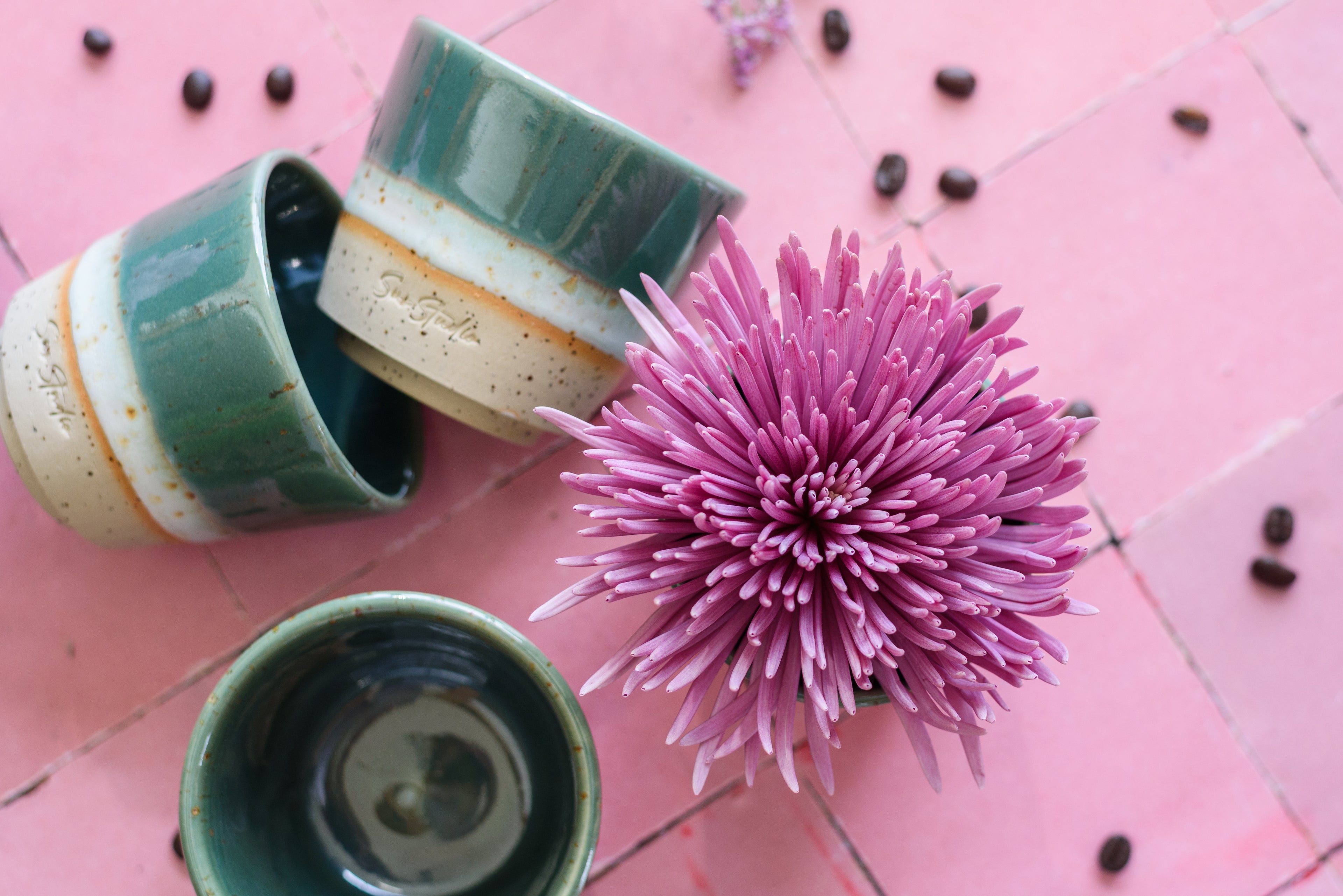 Sus.Studio handgemaakt keramieken mok kleur46