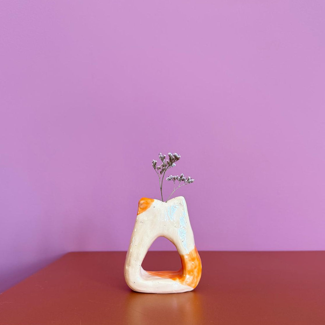 Sus.Studio_keramiek_katje_vogeltje_roze_paars_oranje-nr_10 2