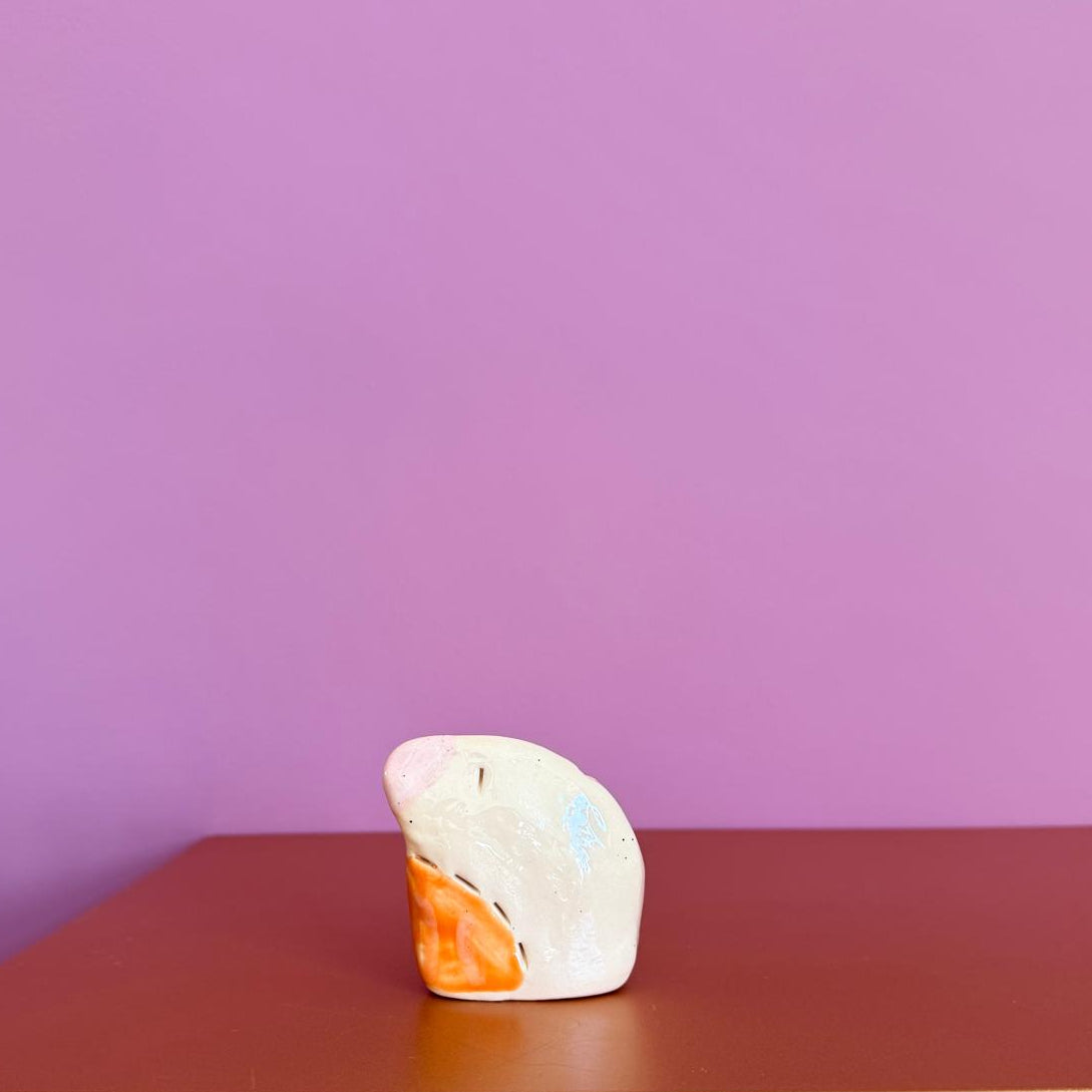 Sus.Studio_keramiek_katje_vogeltje_roze_paars_oranje-nr_16 2