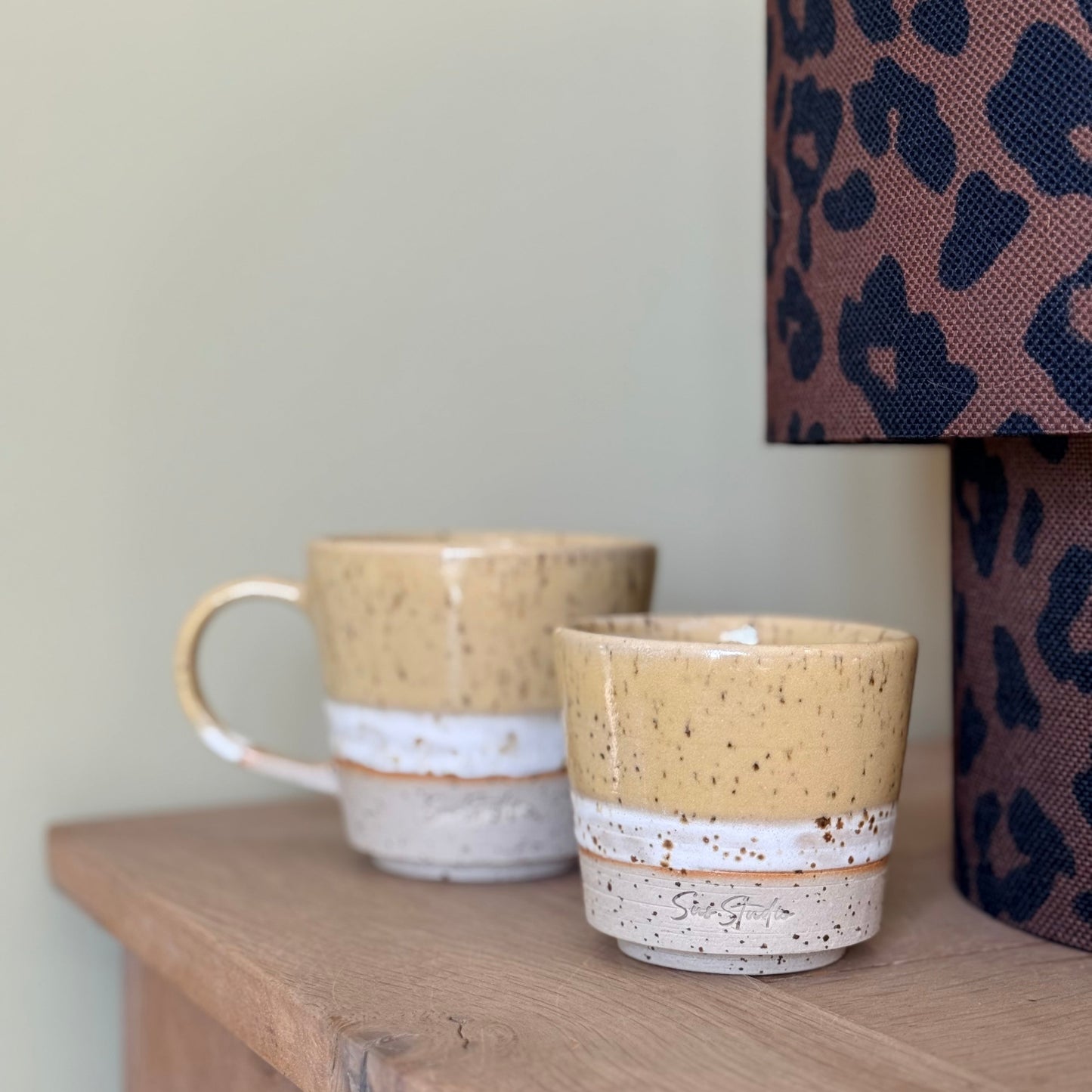 Sus.Studio koffiekopje KAMILLE geel 5