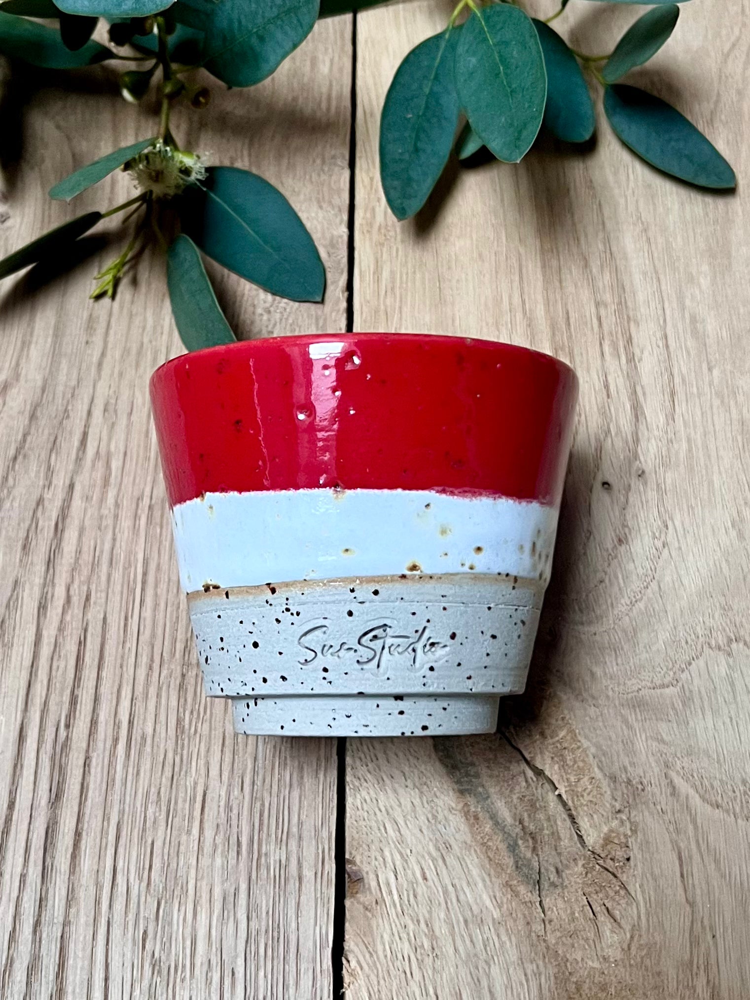 Sus.Studio koffiemok rood zonder oor 4