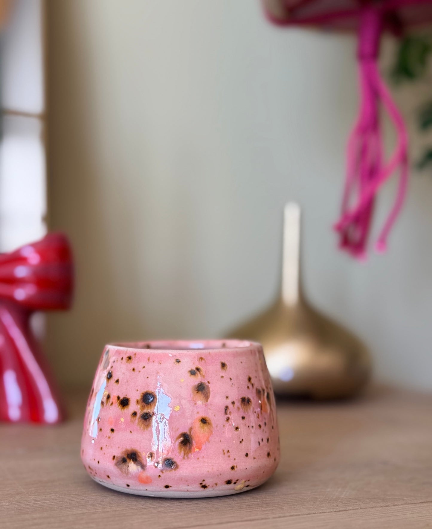 Sus.Studio koffiemokje zonder oor steengoed paars roze blauw19