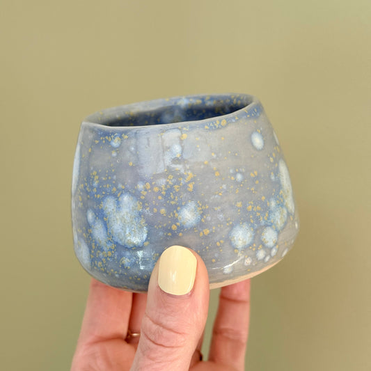Sus.Studio koffiemokje zonder oor steengoed paars roze blauw31
