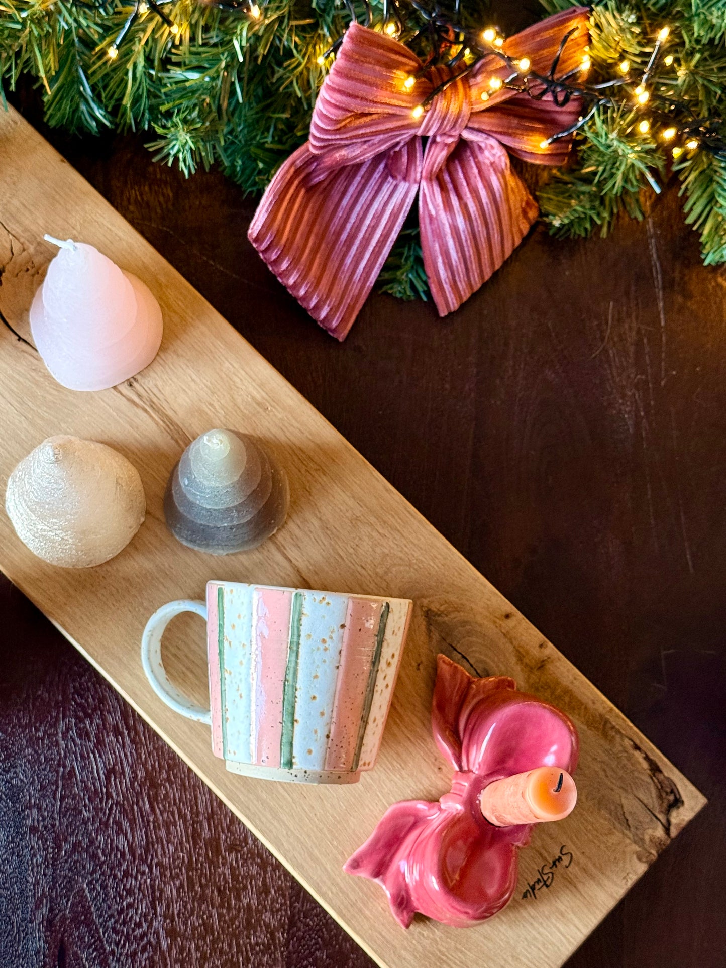 Sus.Studio mok met oor gestreept roze wit groen 10