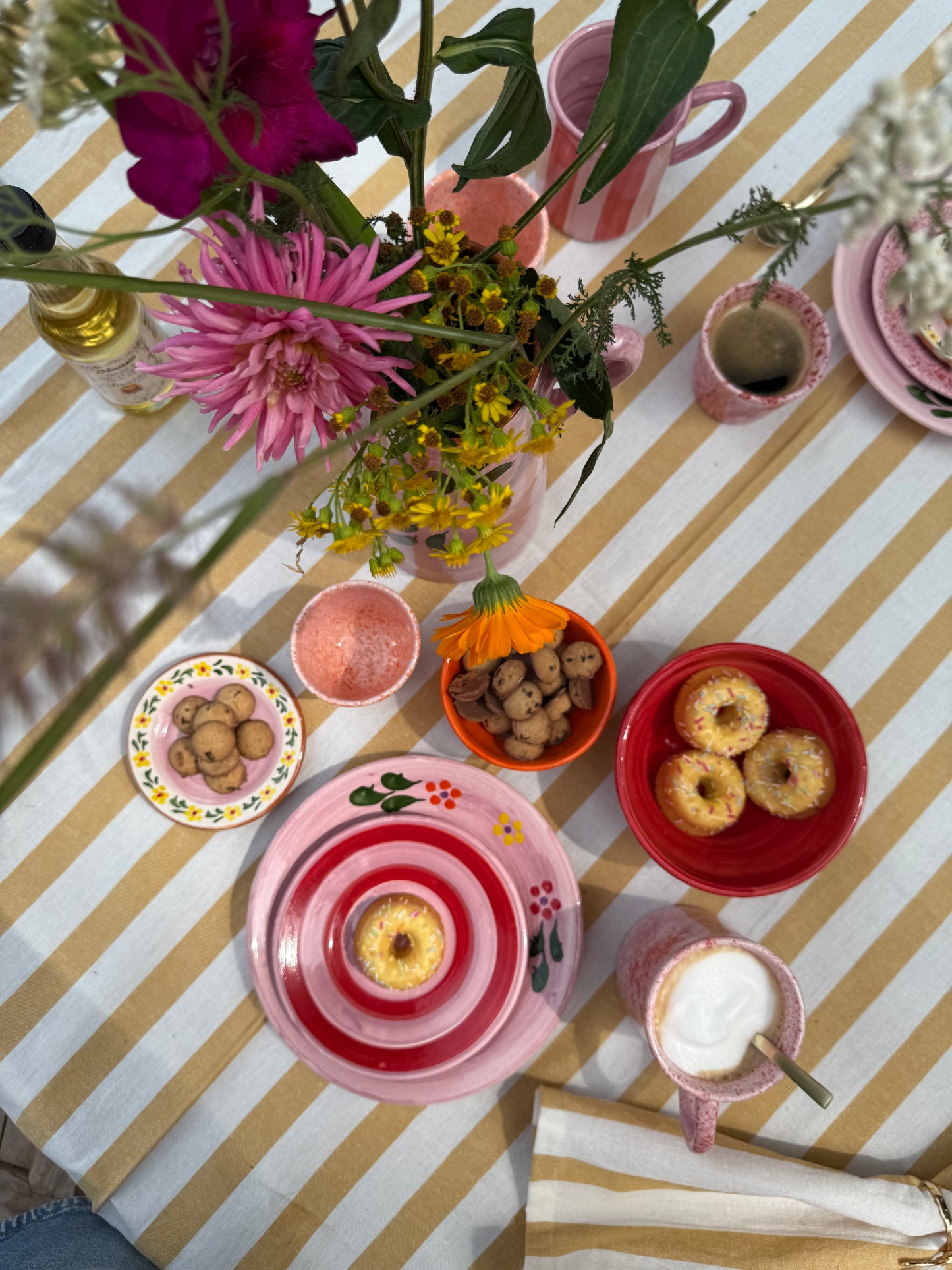Sus.studio handgemaakt servies uit Portugal 15