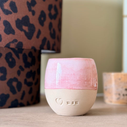koffiemok zonder oor roze tekst MAM steengoed