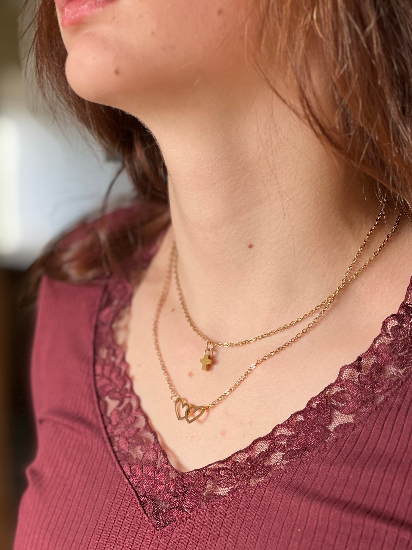 susstudio-handgemaaktesieraden-ketting-kruisje-goud-5