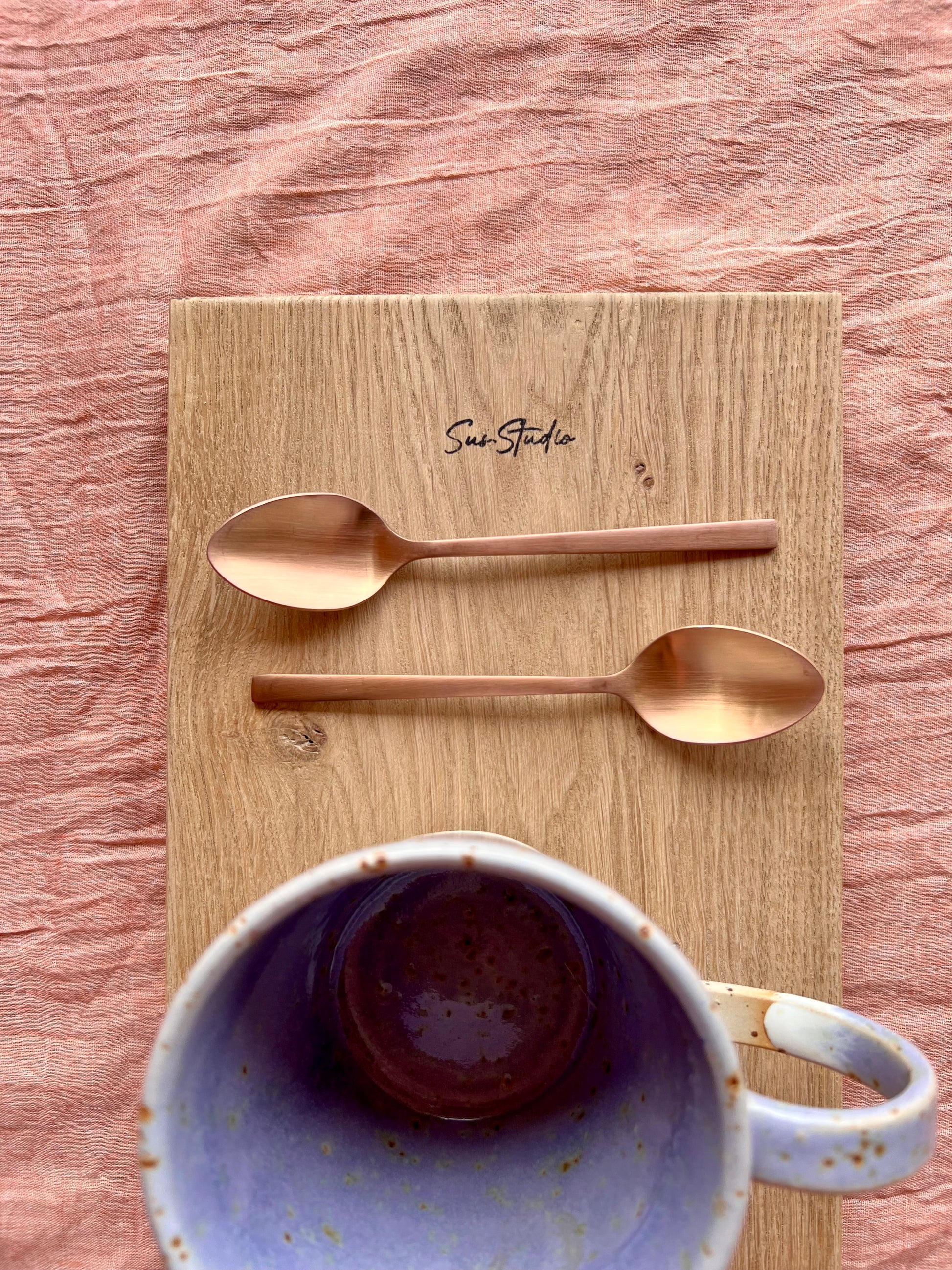 susstudio-handgemaaktkeramiek-theemok-koffiemok-paars-lila-lavender-5